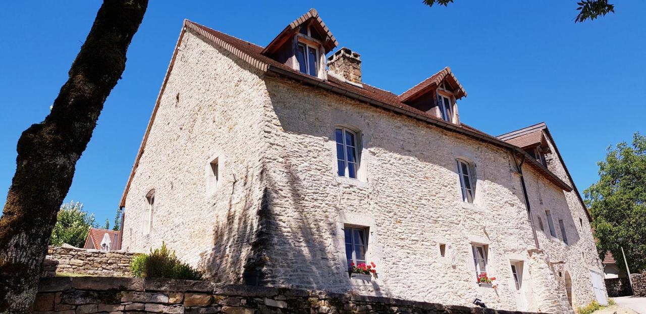 Château-Chalon拉图尔查理曼塔旅馆住宿加早餐旅馆 外观 照片